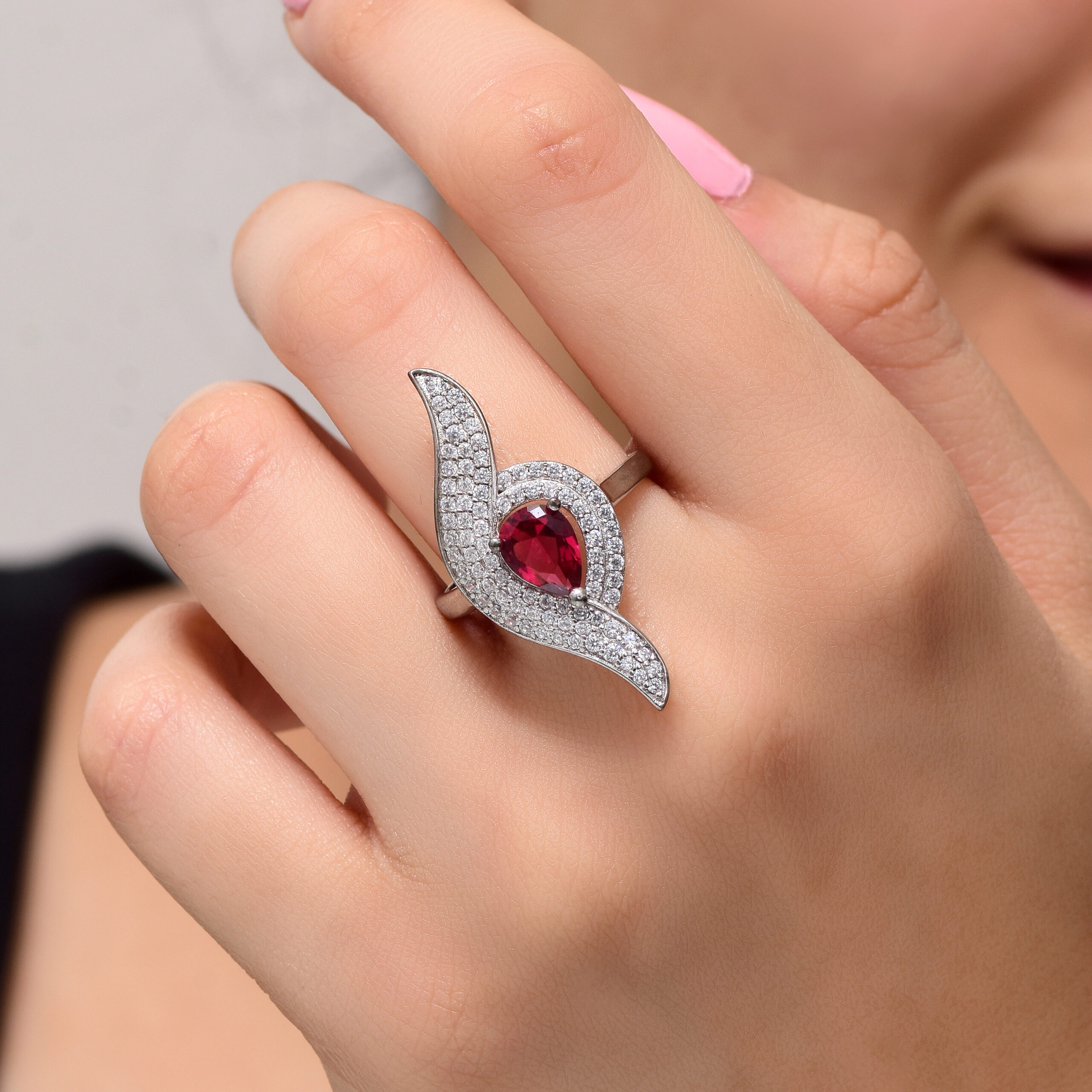 Scarlet Splendor Ring - Image 2